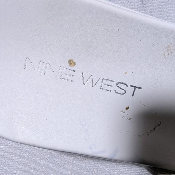 Vtg Y2K Nine West White Leather Toe Loop Low Wedge Summer Slide Sandals Sz 5.5 - Picture 7 of 10